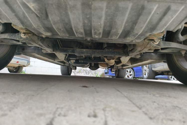 Used CHANGAN OSHAN CX70 2016 1.6L Manual Elite Model Chassis Front