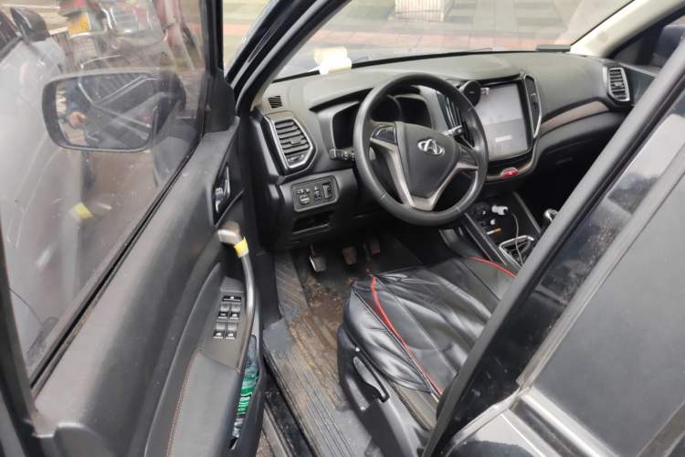 Used CHANGAN OSHAN CX70 2016 1.6L Manual Sport Model Driver Seat