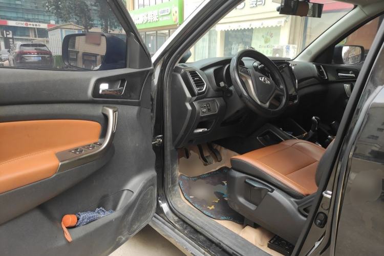 Used CHANGAN OSHAN CX70 2016 1.6L Manual Luxury Model Driver Seat