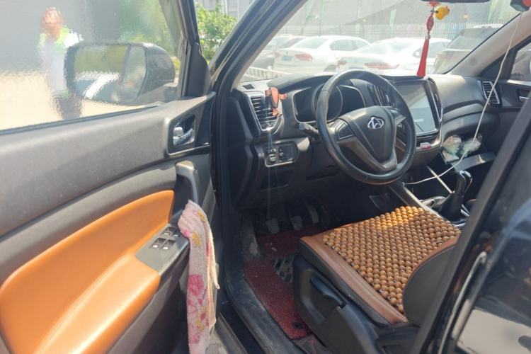 Used CHANGAN OSHAN CX70 2016 1.6L Manual Luxury Model Driver Seat