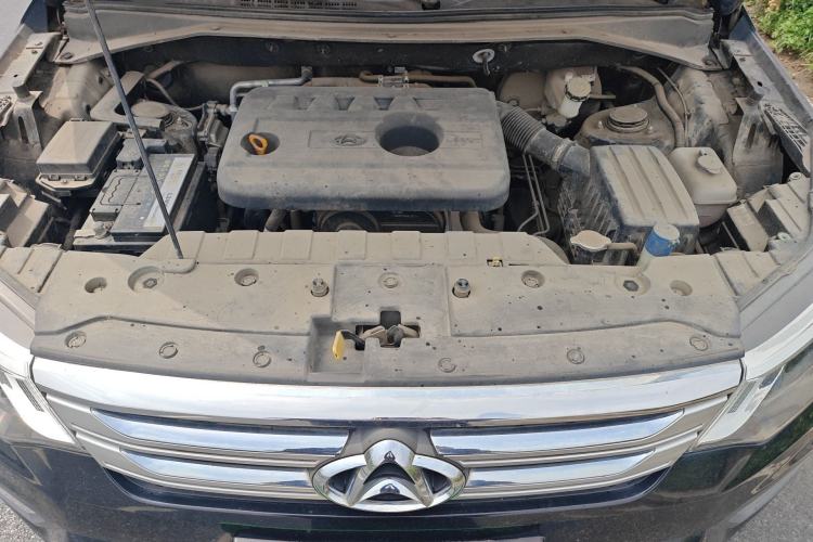 Used CHANGAN OSHAN CX70 2016 1.6L Manual Elite Model Engine Bay