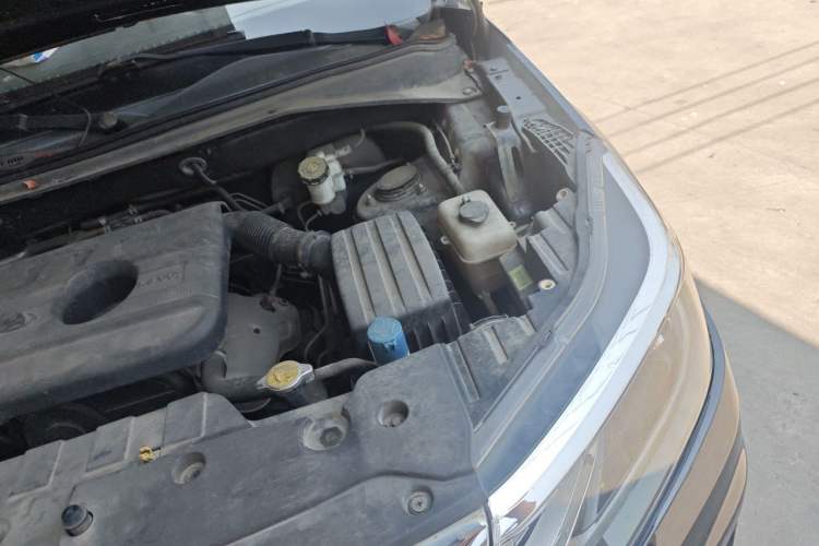 Used CHANGAN OSHAN CX70 2016 1.6L Manual Elite Model Engine Bay Left