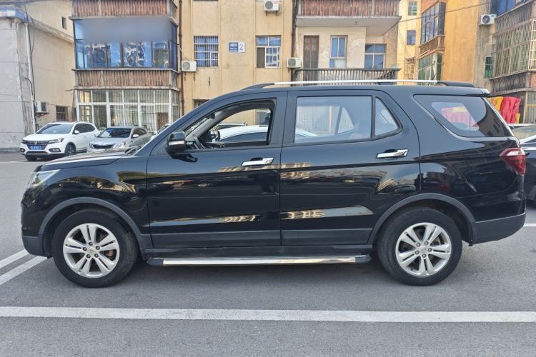 Used CHANGAN OSHAN CX70 2016 1.6L Manual Luxury Model Exterior 3