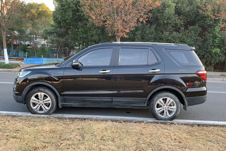 Used CHANGAN OSHAN CX70 2016 1.6L Manual Luxury Model Exterior 5