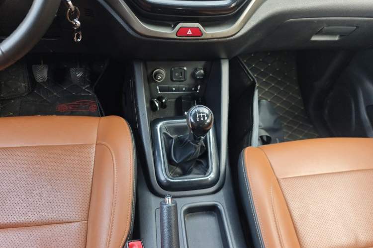Used CHANGAN OSHAN CX70 2016 1.6L Manual Luxury Model Gear Lever