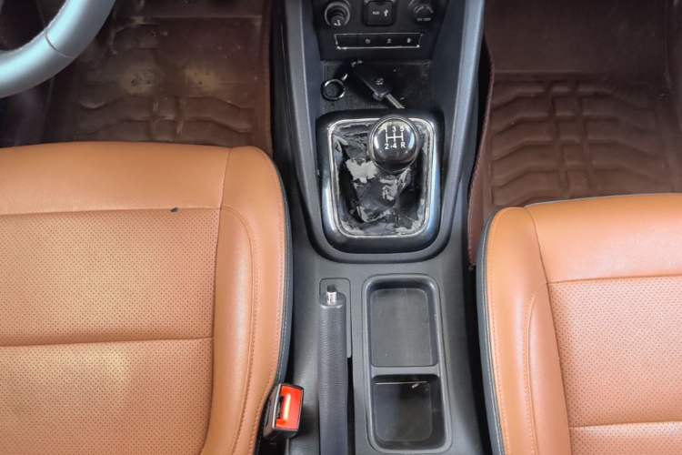Used CHANGAN OSHAN CX70 2016 1.6L Manual Luxury Model Gear Lever