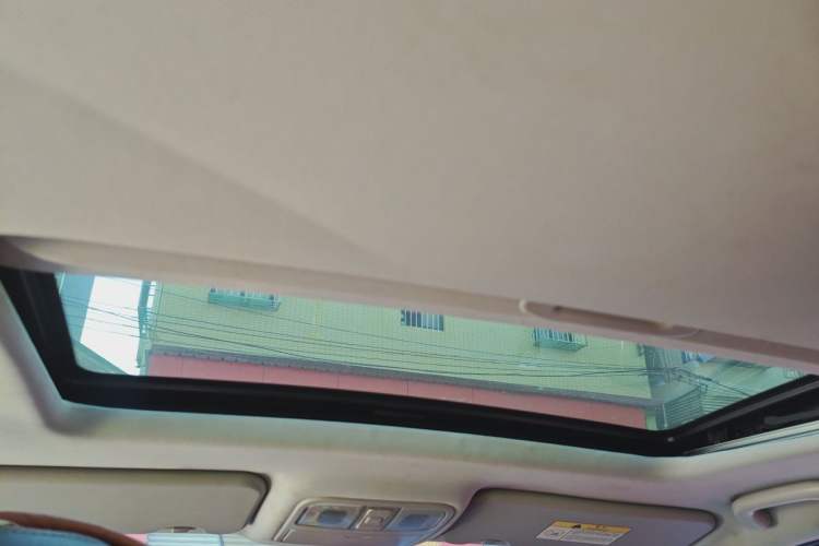 Used CHANGAN OSHAN CX70 2016 1.6L Manual Elite Model Headliner