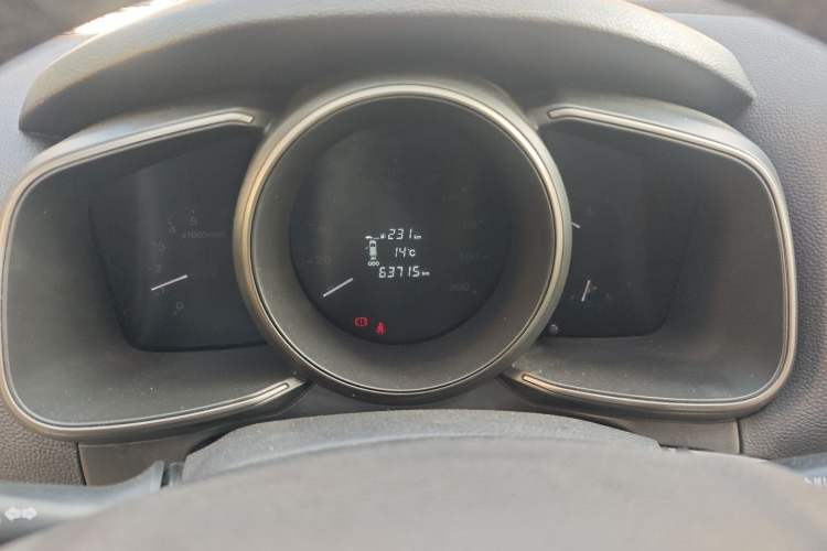 Used CHANGAN OSHAN CX70 2016 1.6L Manual Luxury Model Instrument Cluster