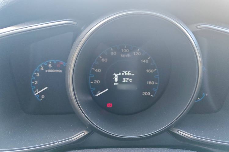 Used CHANGAN OSHAN CX70 2016 1.6L Manual Luxury Model Instrument Cluster
