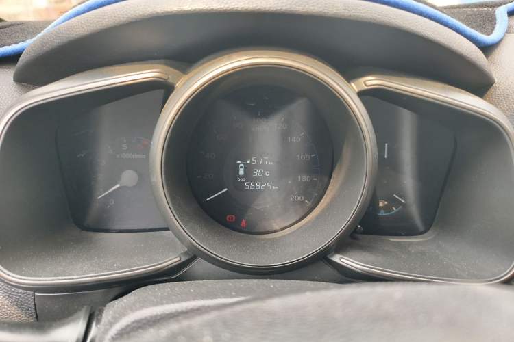 Used CHANGAN OSHAN CX70 2016 1.6L Manual Elite Model Instrument Cluster