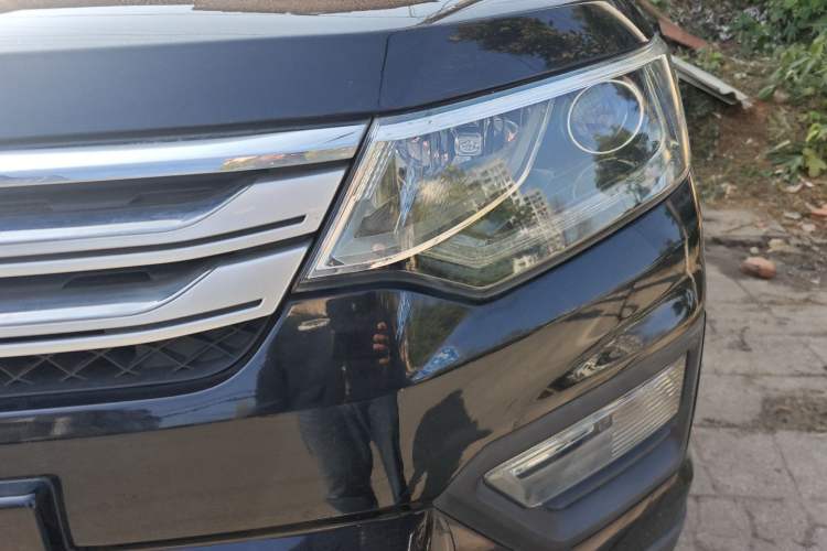 Used CHANGAN OSHAN CX70 2016 1.6L Manual Luxury Model Left Front Headlight