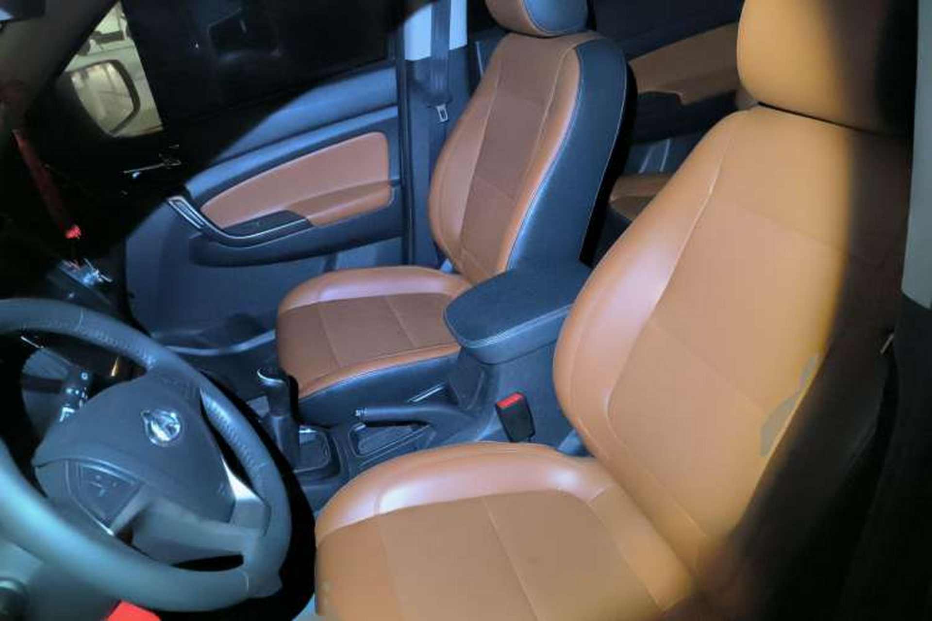 Used CHANGAN OSHAN CX70 2016 1.6L Manual Luxury Model Left Front Seat