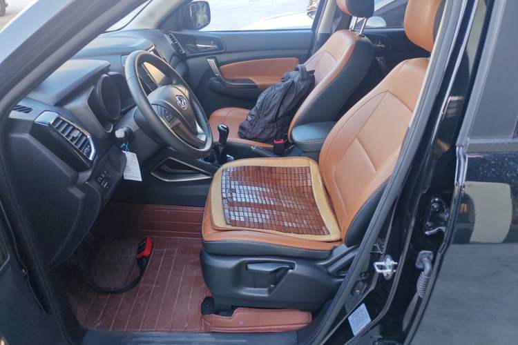 Used CHANGAN OSHAN CX70 2016 1.6L Manual Luxury Model Left Front Seat