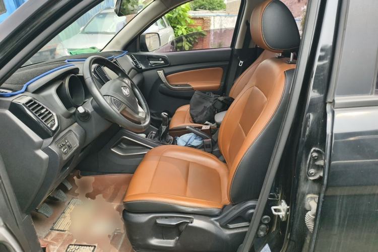 Used CHANGAN OSHAN CX70 2016 1.6L Manual Elite Model Left Front Seat