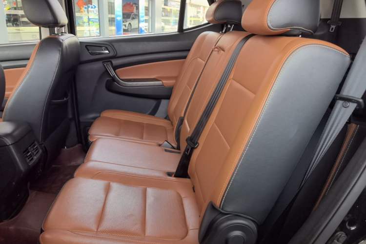 Used CHANGAN OSHAN CX70 2016 1.6L Manual Luxury Model Left Rear Seat