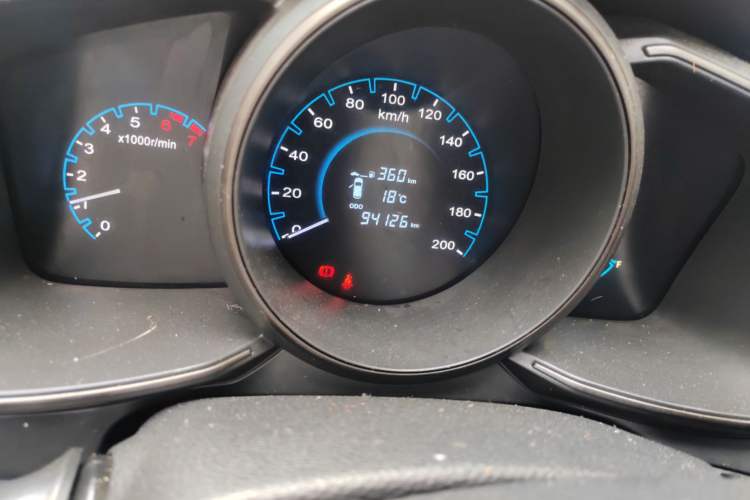 Used CHANGAN OSHAN CX70 2016 1.6L Manual Sport Model Odometer Close Up