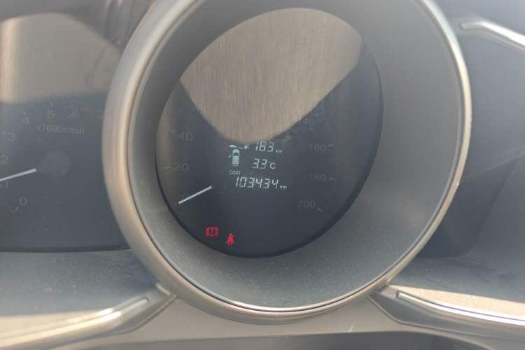 Used CHANGAN OSHAN CX70 2016 1.6L Manual Luxury Model Odometer Close Up
