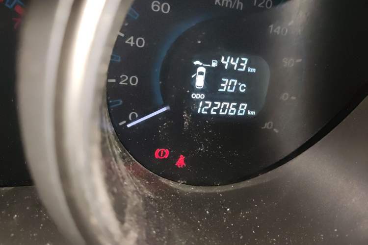 Used CHANGAN OSHAN CX70 2016 1.6L Manual Smart Connect Version Odometer Close Up