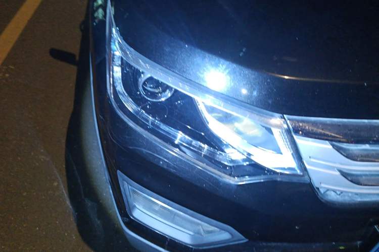 Used CHANGAN OSHAN CX70 2016 1.6L Manual Luxury Model Right Front Headlight
