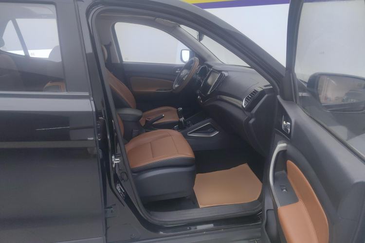 Used CHANGAN OSHAN CX70 2016 1.6L Manual Smart Connect Version Right Front Seat