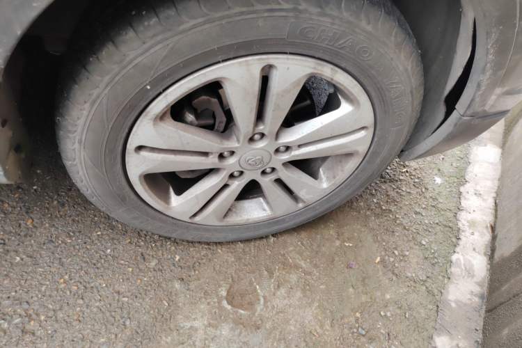 Used CHANGAN OSHAN CX70 2016 1.6L Manual Sport Model Right Front Wheel Hub
