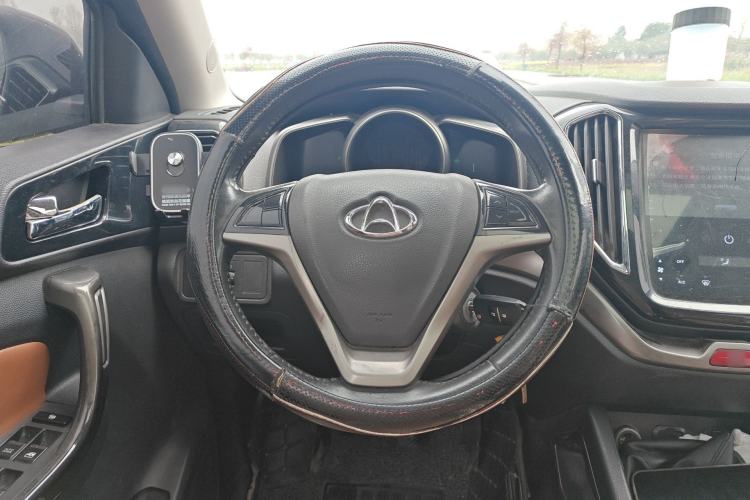Used CHANGAN OSHAN CX70 2016 1.6L Manual Elite Model Steering Wheel