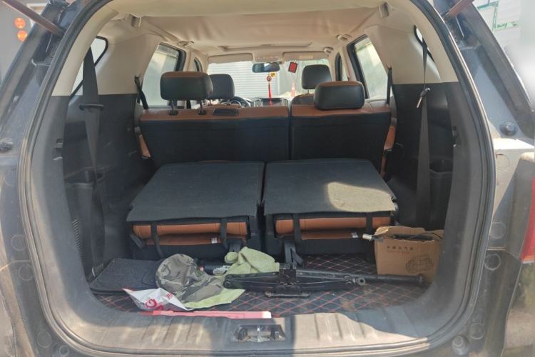 Used CHANGAN OSHAN CX70 2016 1.6L Manual Luxury Model Trunk