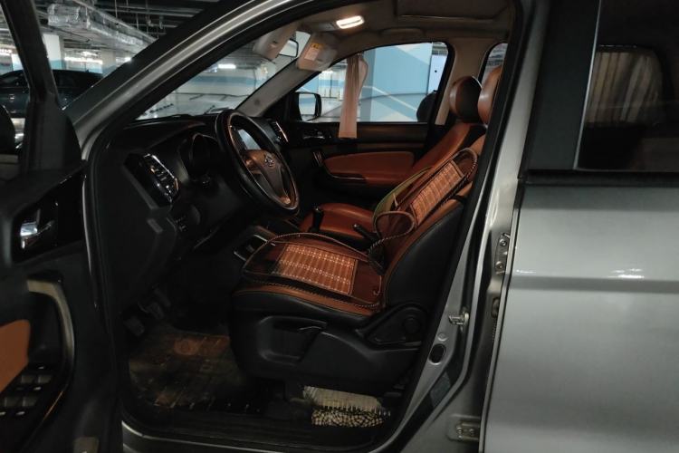 Used CHANGAN OSHAN CX70 2016 1.6L Manual Luxury Model Driver Seat