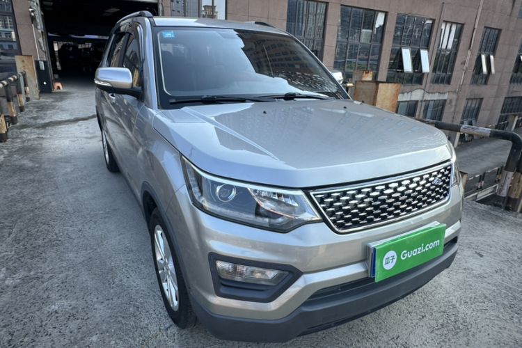Used CHANGAN OSHAN CX70 2016 1.6L Manual Sport Model Exterior 2