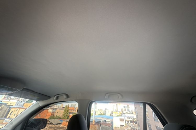 Used CHANGAN OSHAN CX70 2016 1.6L Manual Sport Model Interior 5