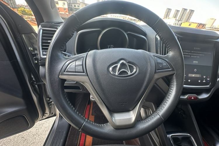Used CHANGAN OSHAN CX70 2016 1.6L Manual Sport Model Interior 7
