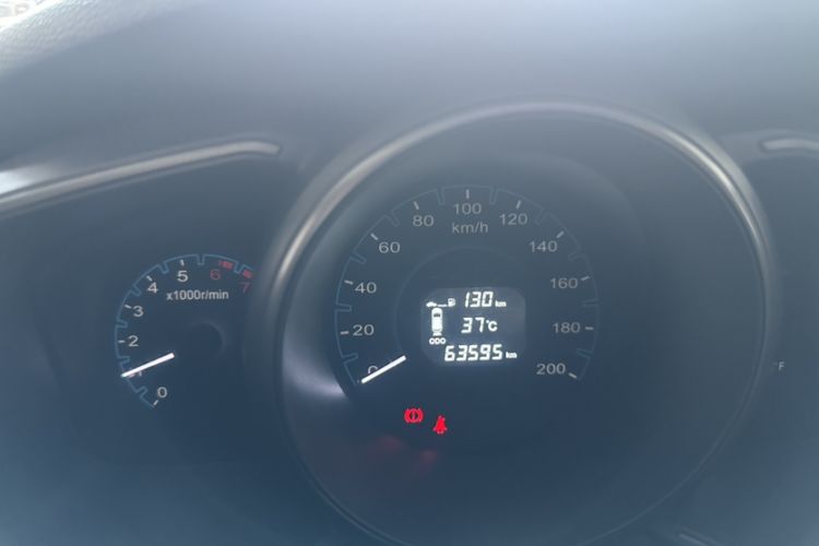 Used CHANGAN OSHAN CX70 2016 1.6L Manual Sport Model Odometer Close Up