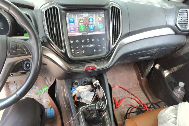 Used CHANGAN OSHAN CX70 2016 1.6L Manual Luxury Model Audio And AC Panel