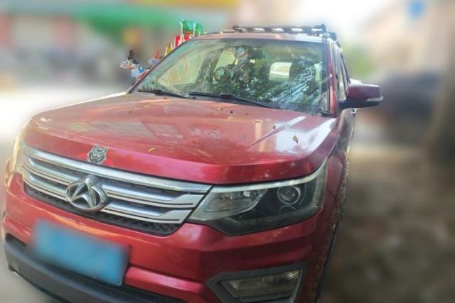 Ojetý CHANGAN OSHAN CX70 2016 1.6L Manual Comfort Model