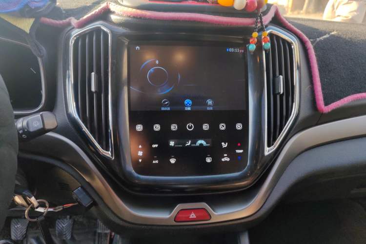 Used CHANGAN OSHAN CX70 2016 1.6L Manual Comfort Model Audio And AC Panel