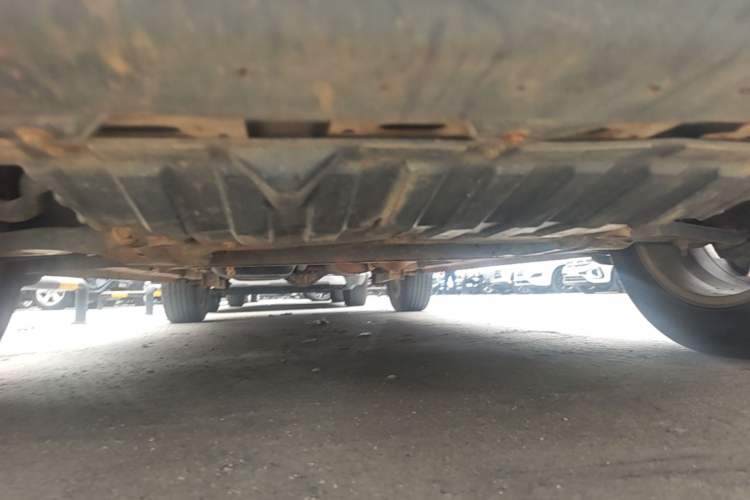 Used CHANGAN OSHAN CX70 2016 1.6L Manual Comfort Model Chassis Front