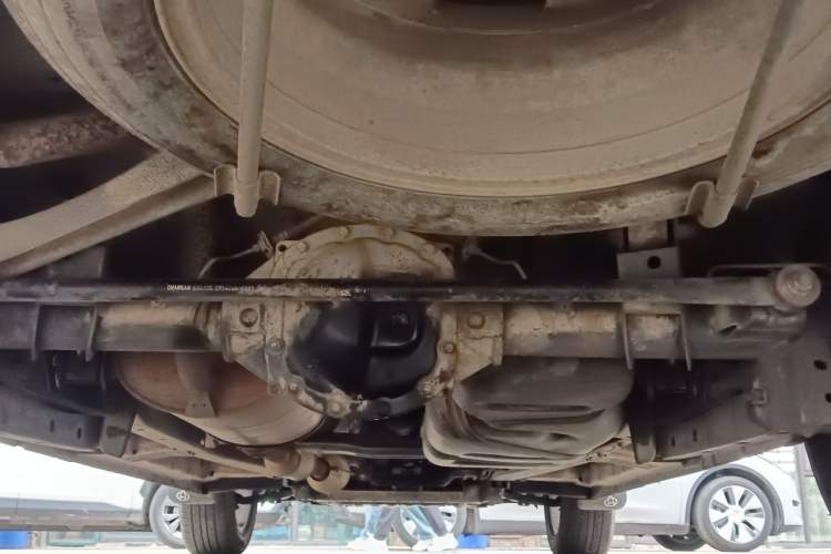 Used CHANGAN OSHAN CX70 2016 1.6L Manual Luxury Model Chassis Rear