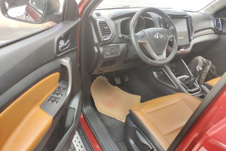 Used CHANGAN OSHAN CX70 2016 1.6L Manual Luxury Model Driver Seat