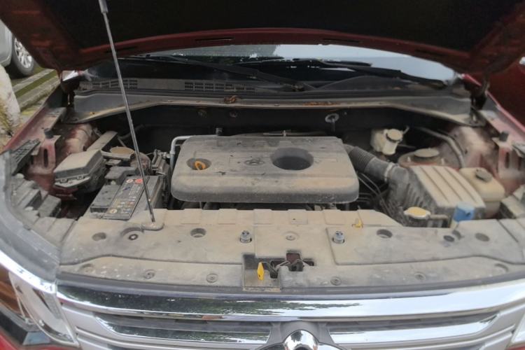 Used CHANGAN OSHAN CX70 2016 1.6L Manual Comfort Model Engine Bay