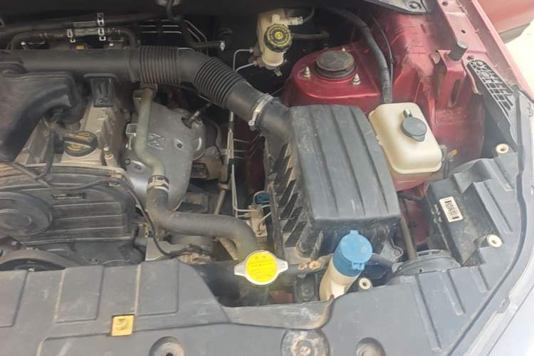 Used CHANGAN OSHAN CX70 2016 1.6L Manual Comfort Model Engine Bay Left