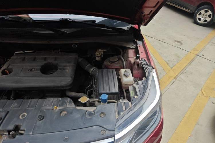Used CHANGAN OSHAN CX70 2016 1.6L Manual Luxury Model Engine Bay Left