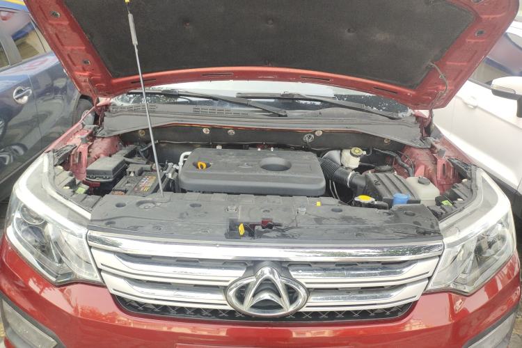 Used CHANGAN OSHAN CX70 2016 1.6L Manual Luxury Model Engine Bay