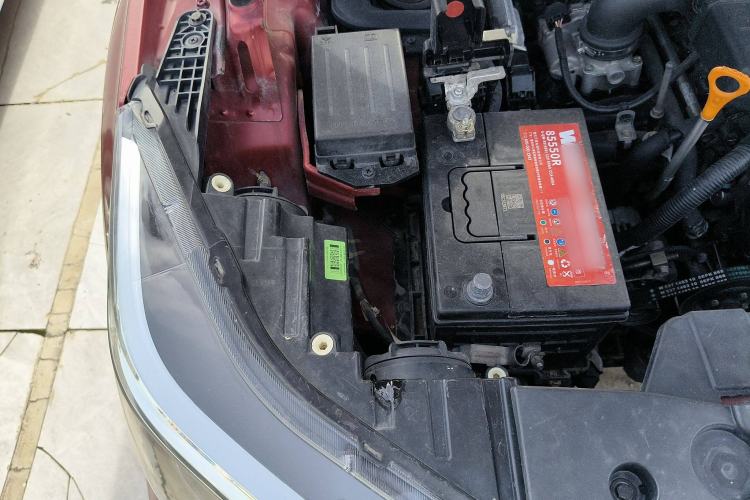 Used CHANGAN OSHAN CX70 2016 1.6L Manual Smart Connect Version Engine Bay Right