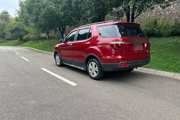 Used CHANGAN OSHAN CX70 2016 1.6L Manual Luxury Model Exterior 5