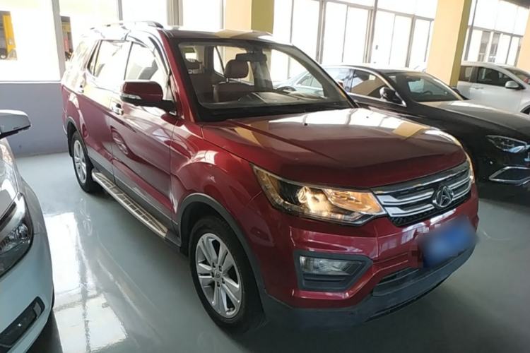 Used CHANGAN OSHAN CX70 2016 1.6L Manual Luxury Model Front Right 45 Deg
