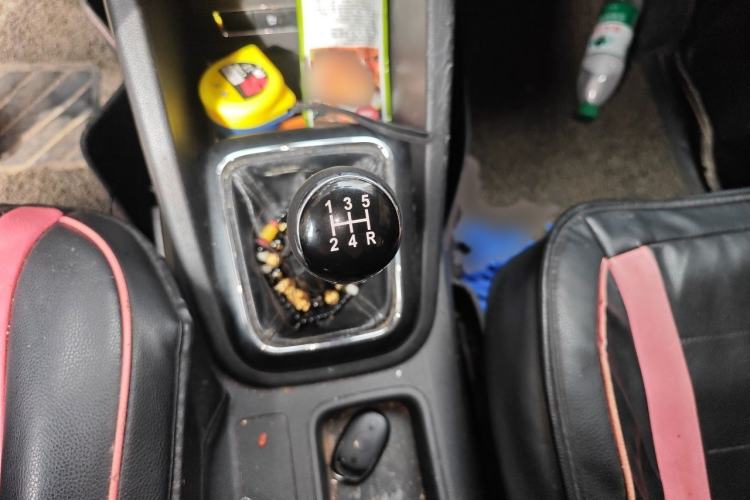 Used CHANGAN OSHAN CX70 2016 1.6L Manual Luxury Model Gear Lever