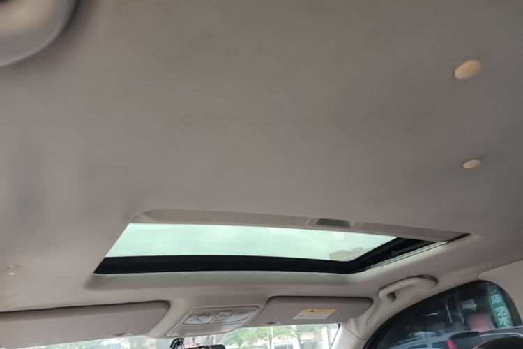 Used CHANGAN OSHAN CX70 2016 1.6L Manual Smart Connect Version Headliner