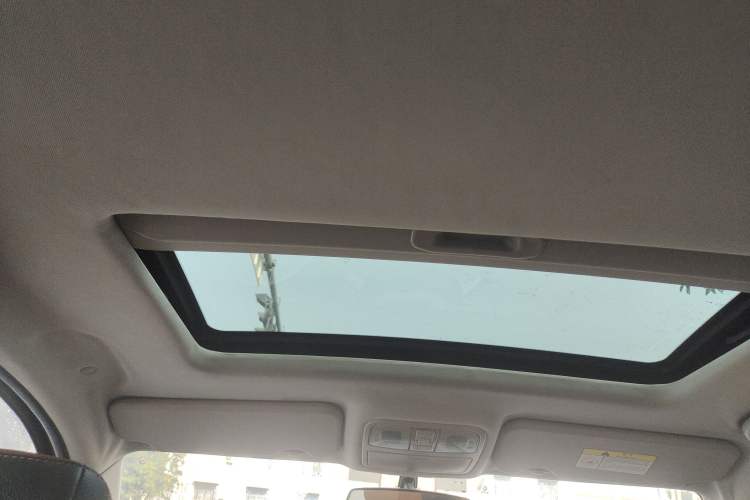 Used CHANGAN OSHAN CX70 2016 1.6L Manual Luxury Model Headliner