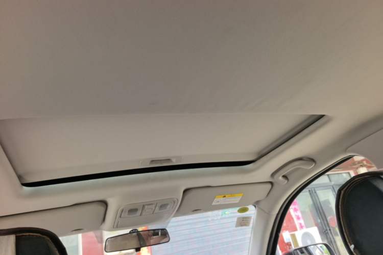 Used CHANGAN OSHAN CX70 2016 1.6L Manual Luxury Model Headliner