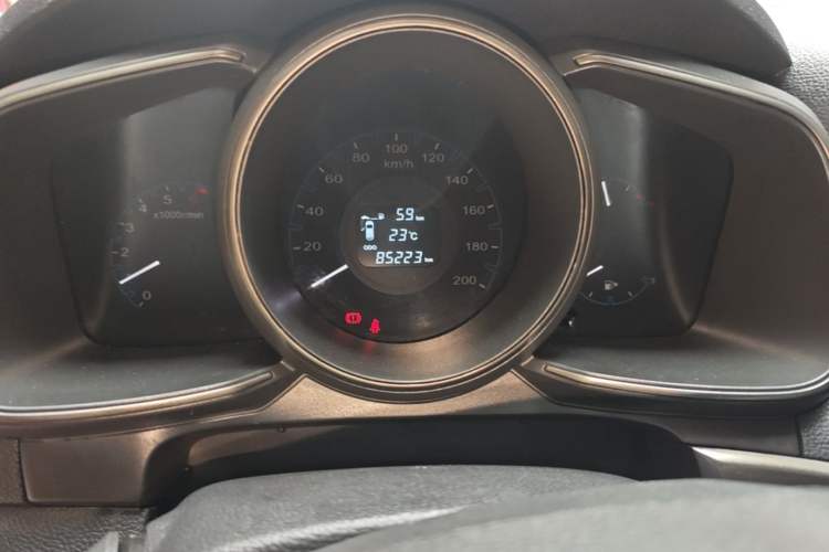 Used CHANGAN OSHAN CX70 2016 1.6L Manual Luxury Model Instrument Cluster